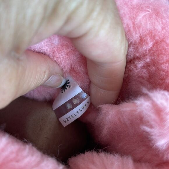 UGG mini Bailey Bow II Butterfly Girls Sz 4 - Picture 6 of 7